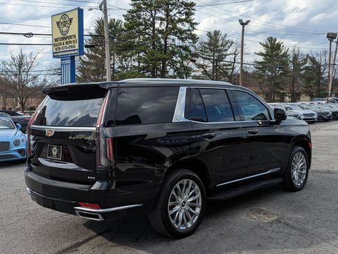 Used 2022 Cadillac Escalade Premium Luxury RWD image 7