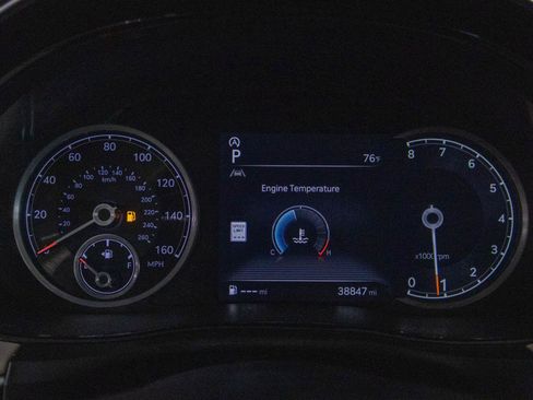 Used 2023 Genesis GV70 2.5T w/ Select Package AWD/4WD image 16
