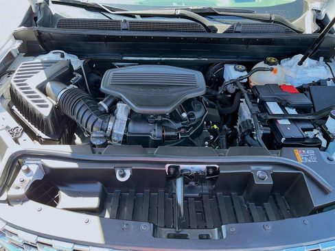 Used 2023 GMC Acadia Denali w/ Denali Technology Package FWD image 31