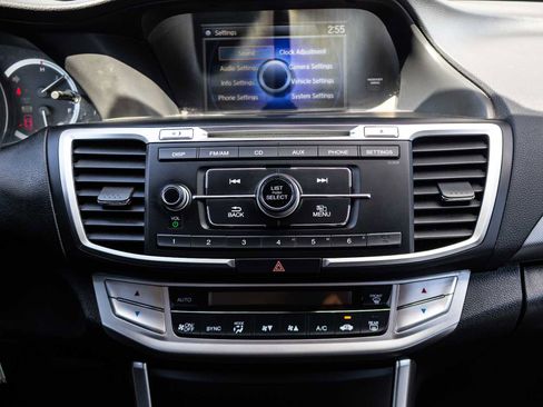 Used 2014 Honda Accord LX image 22