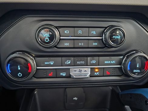 Used 2022 Ford Bronco Wildtrak AWD/4WD image 20