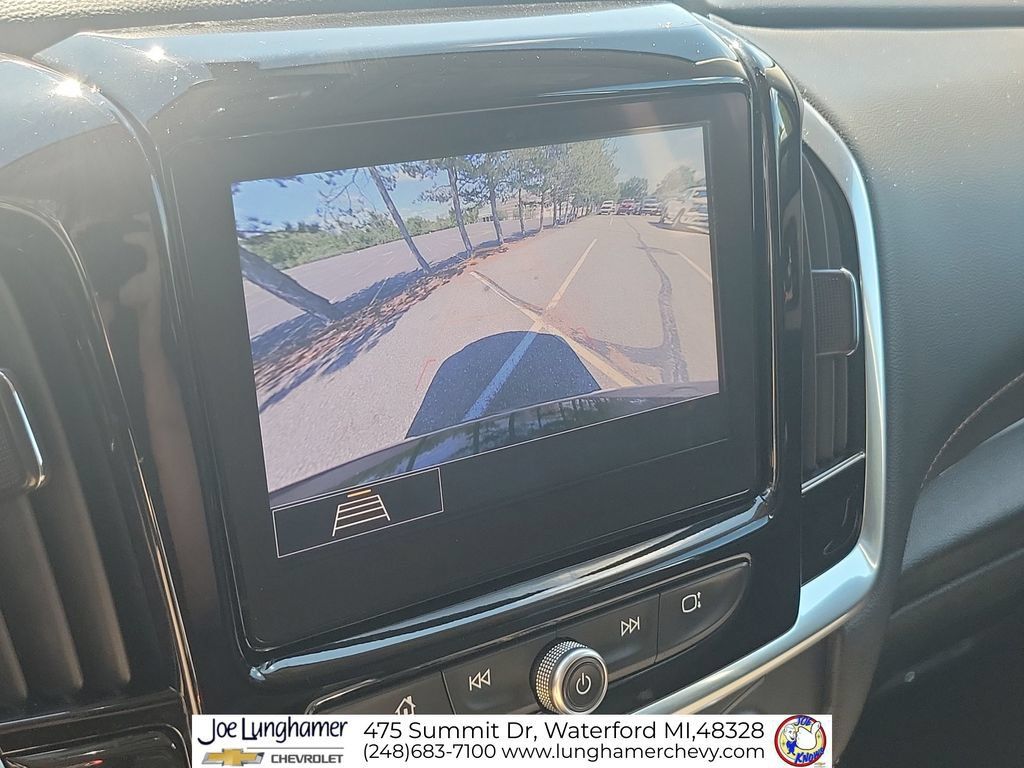 Certified 2020 Chevrolet Traverse LT FWD image 16
