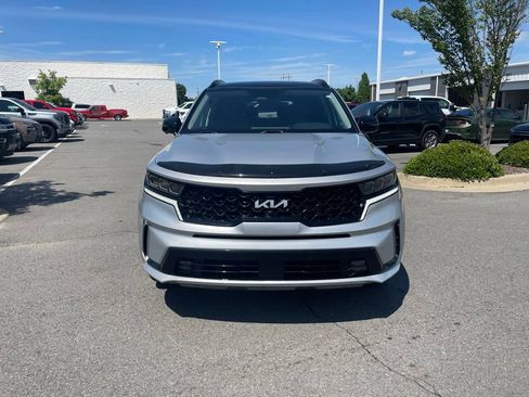 Used 2022 Kia Sorento SX FWD image 2