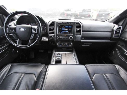 Used 2018 Ford Expedition Limited w/ Equipment Group 302A RWD image 9