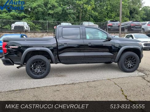 Used 2024 Chevrolet Colorado Trail Boss w/ Advanced Trailering Package AWD/4WD image 6