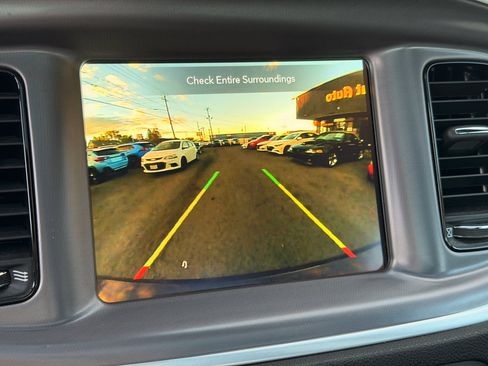 Used 2020 Dodge Charger R/T w/ Blacktop Package image 26