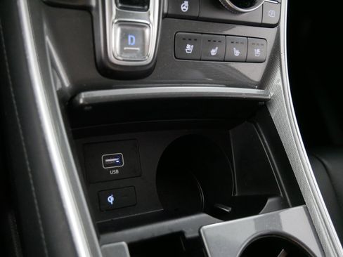 Used 2022 Hyundai Santa Fe Calligraphy image 29