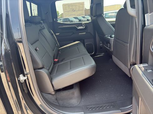 New 2026 Chevrolet Silverado 1500 RST w/ Z71 Off-Road Package AWD/4WD image 18