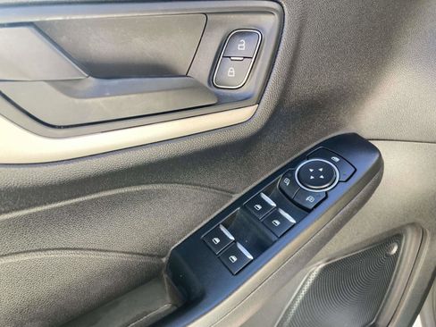 Used 2022 Ford Escape SE w/ Convenience Package image 19