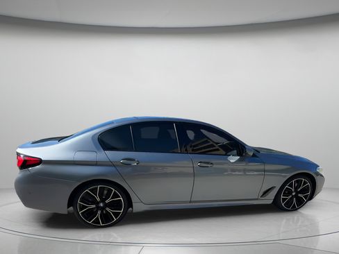 Used 2021 BMW 530i w/ M Sport Package RWD image 32