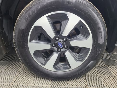 Used 2018 Subaru Forester 2.5i w/ Alloy Wheel Package AWD/4WD image 15