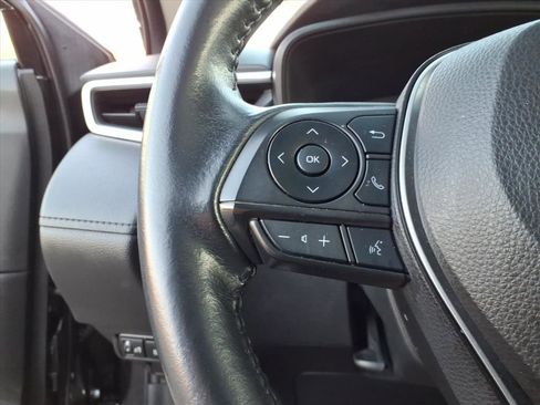 Certified 2023 Toyota Corolla Cross LE image 19