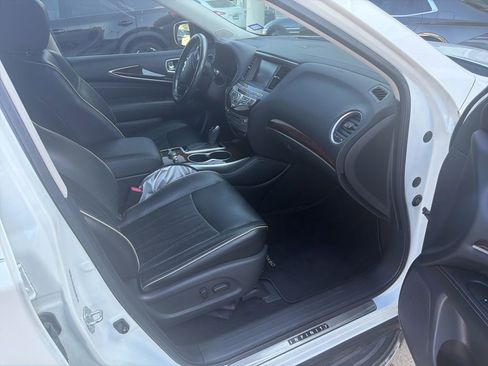 Used 2018 INFINITI QX60 FWD w/ Deluxe Technology Package image 5