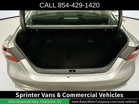 Used 2021 Toyota Camry SE FWD image 26
