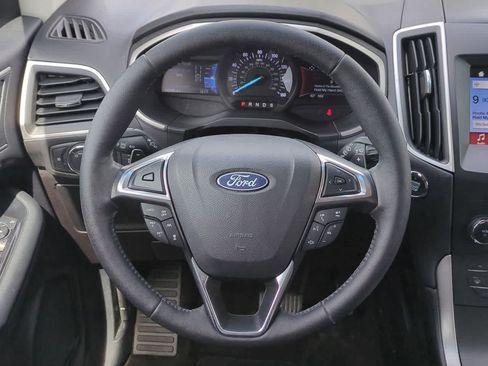 Used 2019 Ford Edge SEL w/ Equipment Group 201A AWD/4WD image 21