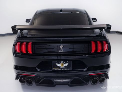 Used 2021 Ford Mustang Shelby GT500 w/ Carbon Fiber Track Pack RWD image 8