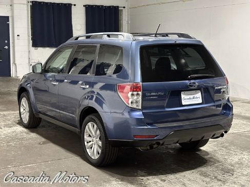 Used 2011 Subaru Forester 2.5X Premium AWD/4WD image 4