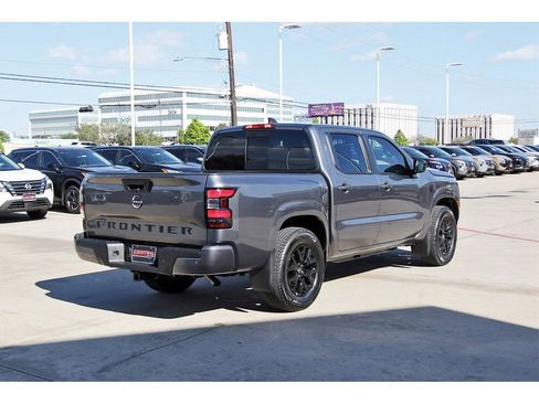 New 2026 Nissan Frontier SV w/ SV Convenience Package image 5