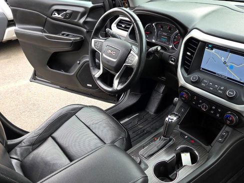 Used 2017 GMC Acadia SLT w/ LPO, Floor Liner Package AWD/4WD image 48