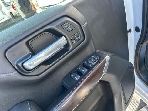 Used 2021 GMC Sierra 1500 SLT w/ SLT Premium Package image 12