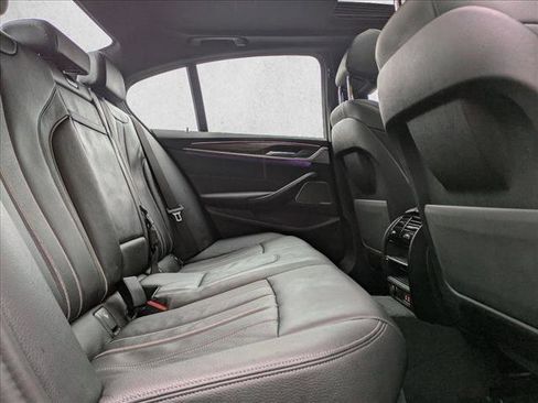 Used 2023 BMW 530i xDrive w/ Premium Package image 20