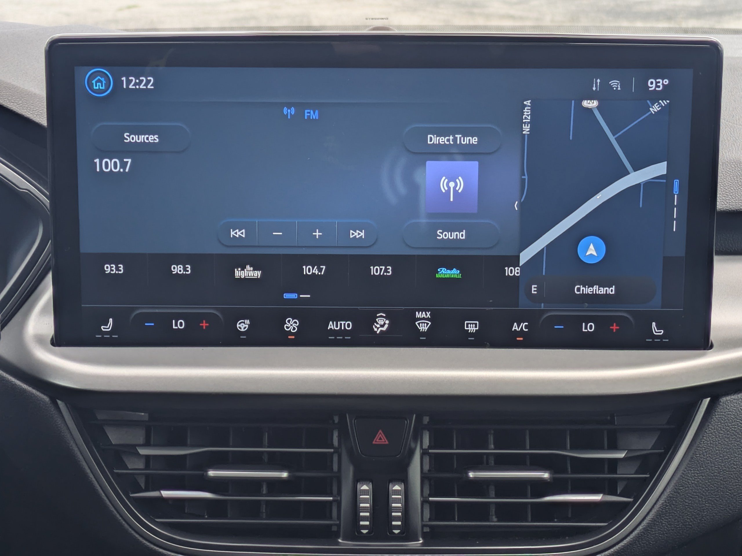 Used 2024 Ford Escape Active w/ Tech Pack #2 FWD image 18