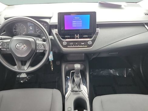 Certified 2025 Toyota Corolla LE FWD image 11