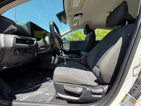 Used 2025 Kia K4 FWD image 25