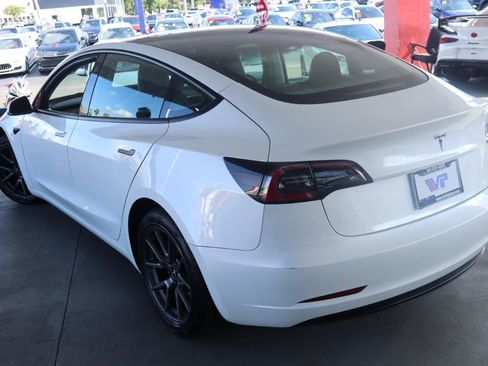Used 2023 Tesla Model 3 Standard Range RWD image 7