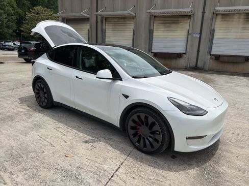 Used 2021 Tesla Model Y Performance AWD/4WD image 14
