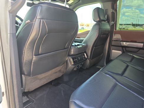 Used 2023 Ford F150 Lariat AWD/4WD image 18