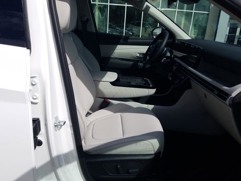 New 2026 Hyundai Tucson Limited AWD/4WD image 17