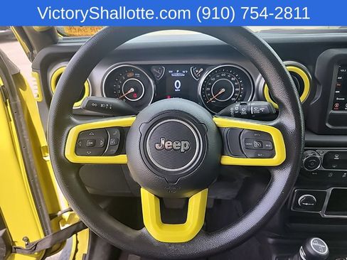 Used 2023 Jeep Wrangler Unlimited Sport AWD/4WD image 9