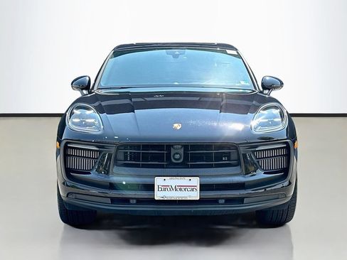 Certified 2023 Porsche Macan S AWD/4WD image 6