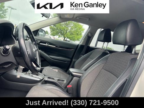 Used 2021 Kia Seltos S AWD/4WD image 11