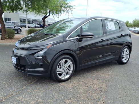 Used 2022 Chevrolet Bolt LT FWD image 8