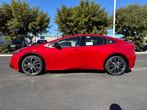 New 2026 Toyota Prius Limited image 7