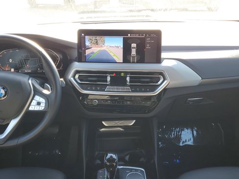 Certified 2023 BMW X4 xDrive30i w/ Premium Package image 24