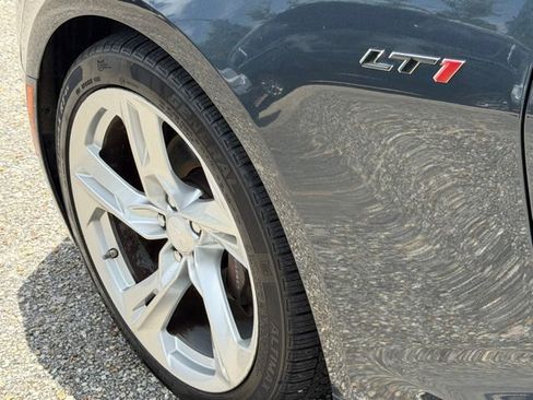 Used 2020 Chevrolet Camaro LT RWD image 9