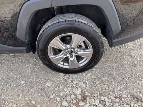 Used 2025 Toyota RAV4 XLE image 30