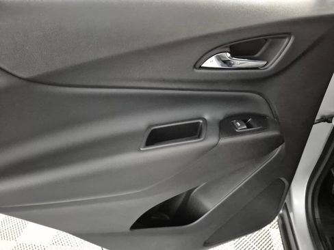 Used 2019 Chevrolet Equinox LT FWD image 25