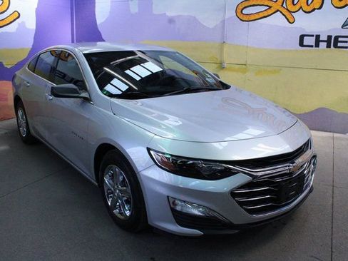 Used 2020 Chevrolet Malibu LS image 4