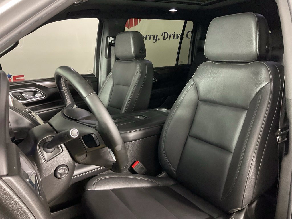 Used 2023 Chevrolet Suburban LT w/ LT Signature Plus Package RWD image 14