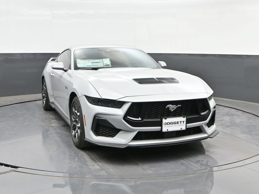 New 2026 Ford Mustang GT w/ GT Performance Package RWD image 18
