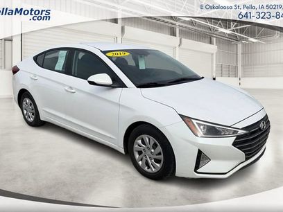 Used 2019 Hyundai Elantra SE w/ Cargo Package