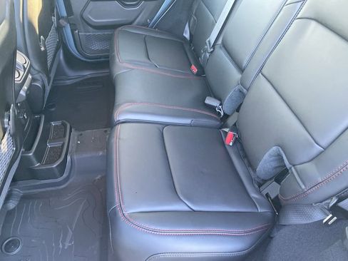 New 2026 Jeep Wrangler Unlimited Rubicon w/ Safety Group image 32