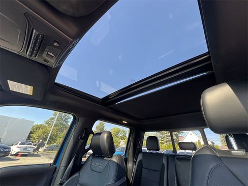 Used 2019 Ford F150 Raptor w/ Equipment Group 802A Luxury image 22