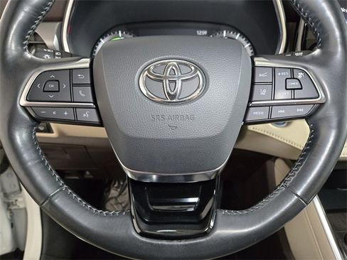 Used 2020 Toyota Highlander Limited Platinum image 30