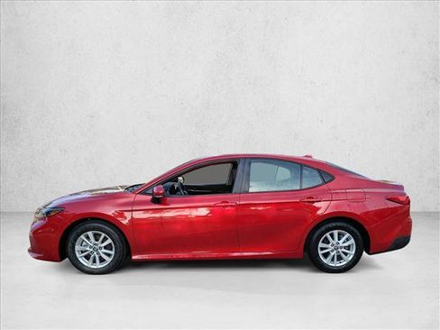 Used 2025 Toyota Camry LE FWD image 8