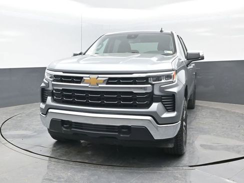 Used 2024 Chevrolet Silverado 1500 LT AWD/4WD image 18